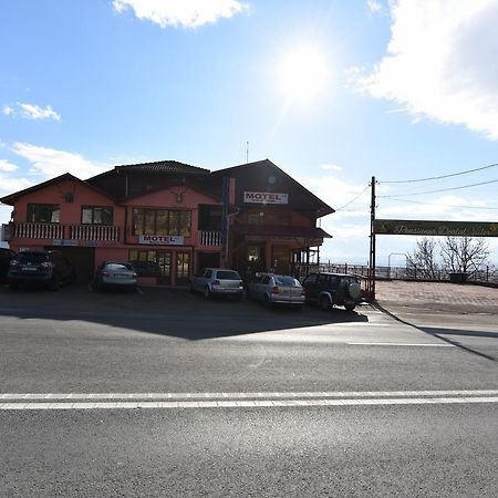 Pensiunea Dealul Viilor Deva Esterno foto